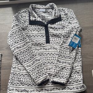 Columbia pullover fleece